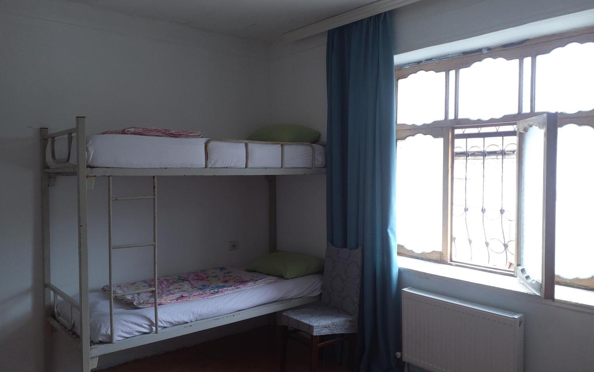 Canal Hostel เชกี ภายนอก รูปภาพ