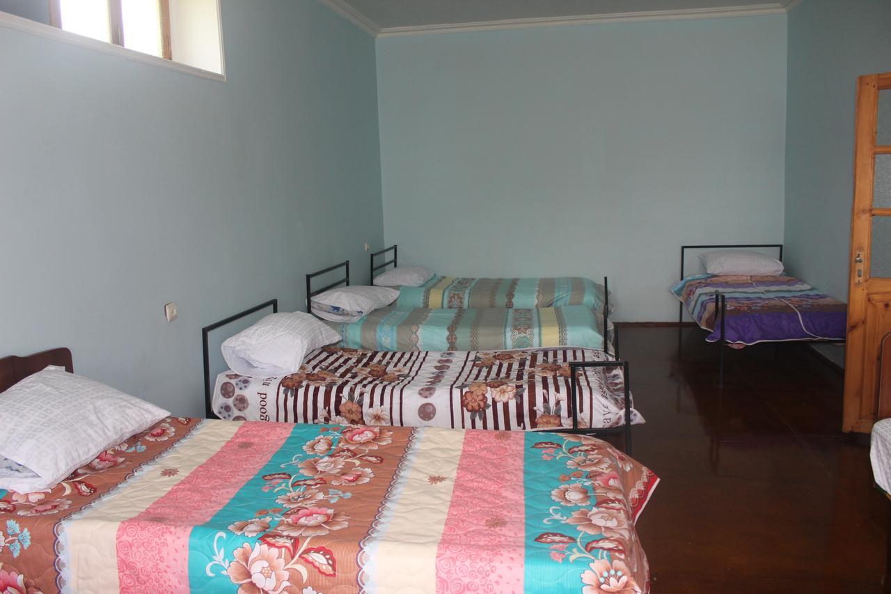 Canal Hostel เชกี ภายนอก รูปภาพ